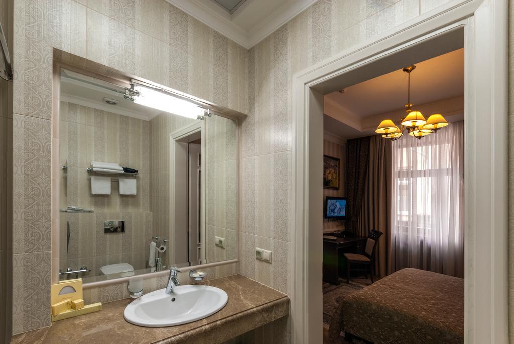 Villa Stanislavskyi Hotel Львов Экстерьер фото
